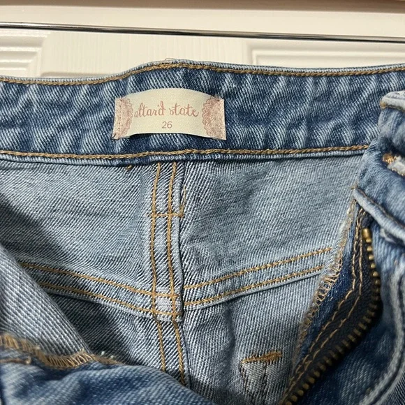 Altar’d state ripped high-rise mom jeans - Picture 1 of 2